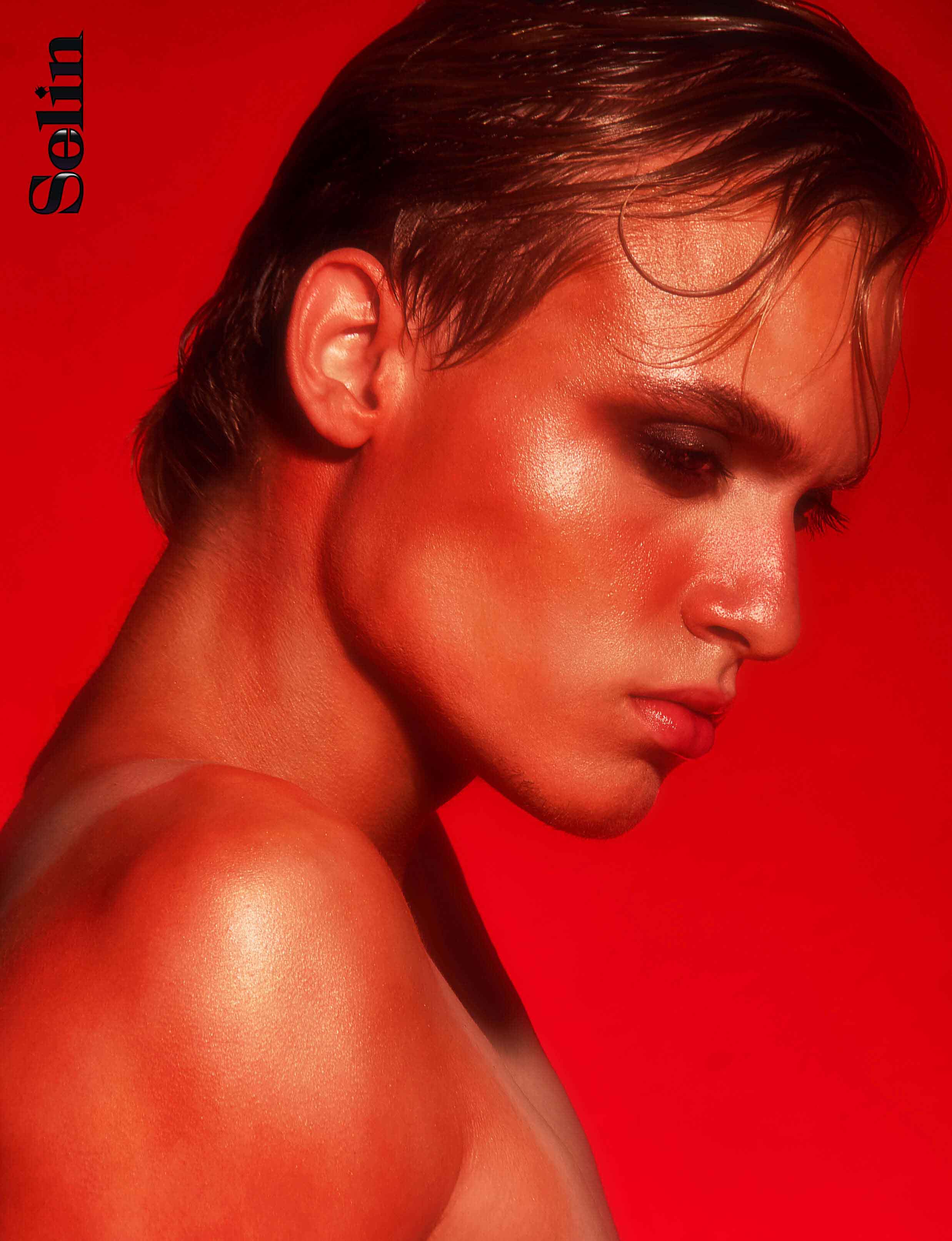 Portada 13: editorial de moda con luz mixta